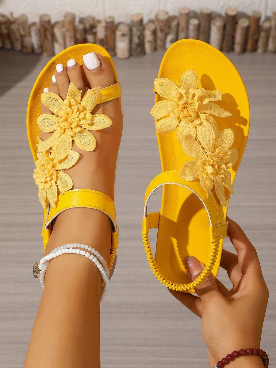 Flora | Sandalias Ortopédicas con Aplicaciones de Flores