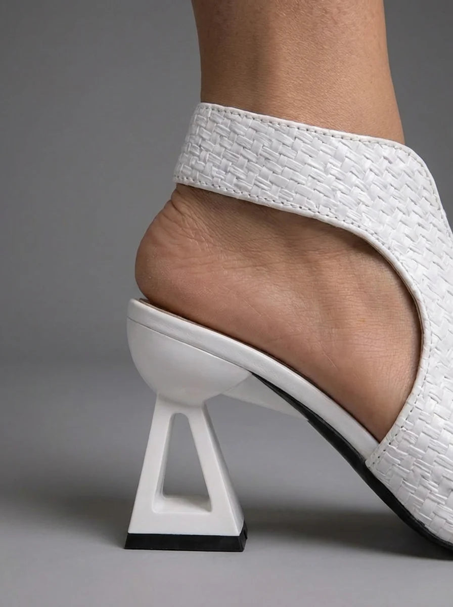 TRENZADAS | Elegantes tacones tejidos